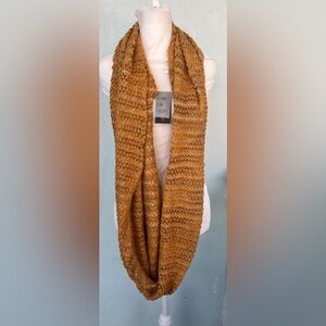 NWT Knit Scarf